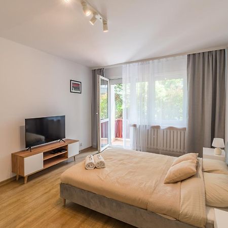 Krakow Czyzyny - Terrace By Rentujemy Apartment Екстериор снимка
